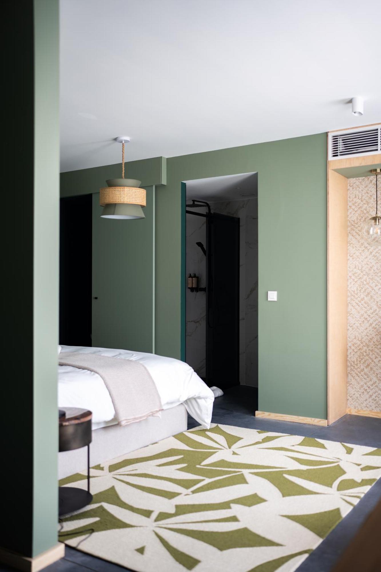 L'Olivier Hotel Монс Екстериор снимка