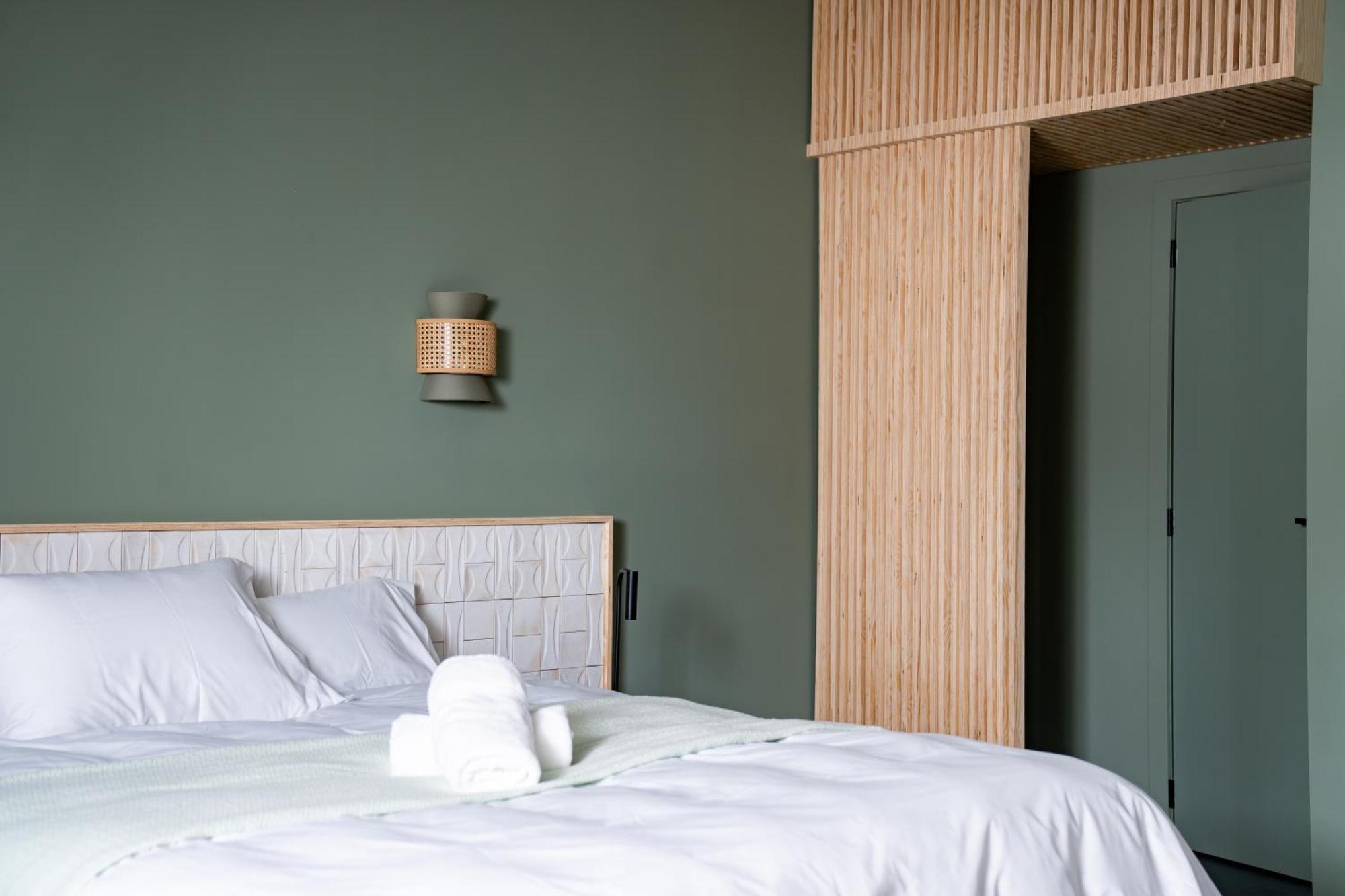 L'Olivier Hotel Монс Екстериор снимка