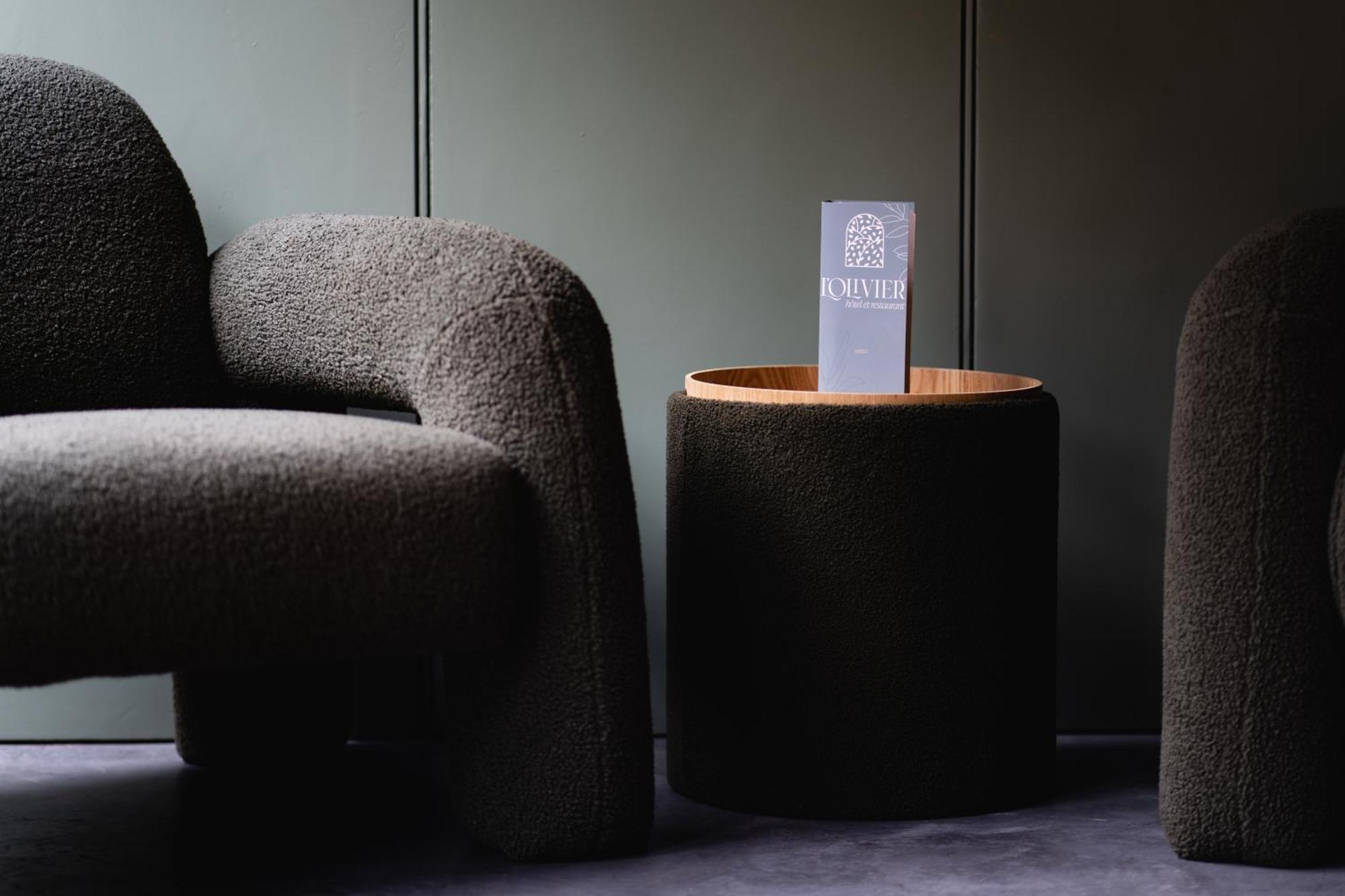 L'Olivier Hotel Монс Екстериор снимка